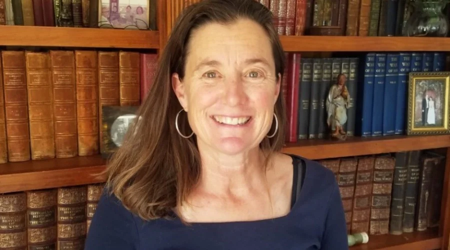 Robyn Moore – 2026 Life Member